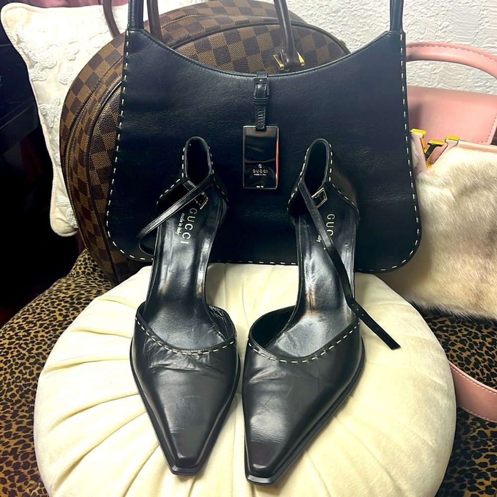 GUCCI PURSE & HEELS